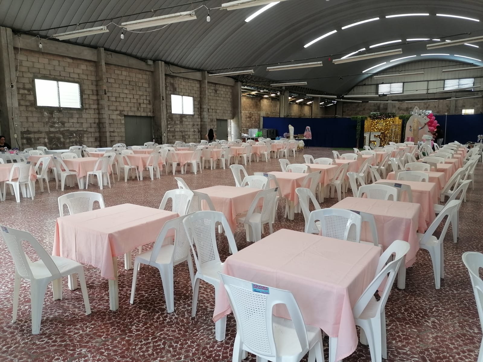 Silla Plegable Blanca - Alquiler San Antonio